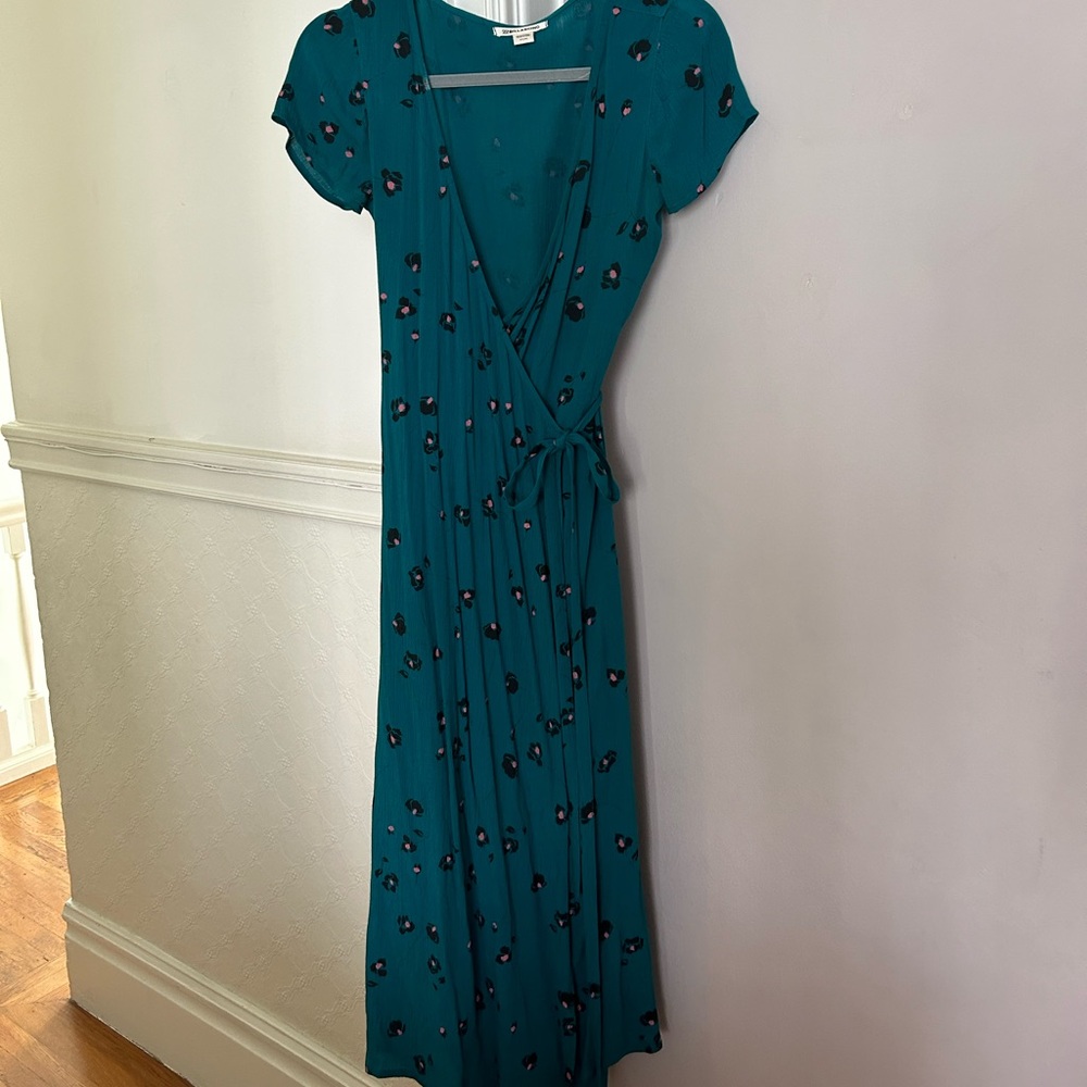 Super cute teal midi/maxi wrap dress